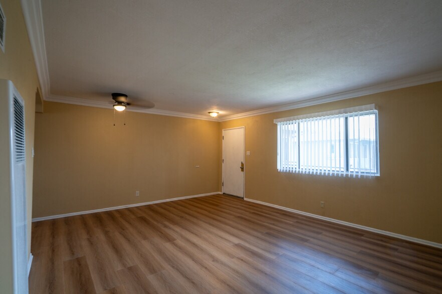 More Photos Of 1118-1124 N Mayfair Ave, Anaheim Apartments For Sale