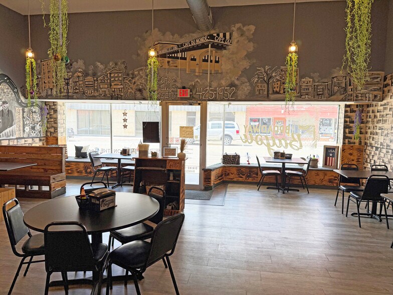 More Photos Of 160 W Broadway St, Sparta Restaurant For Sale