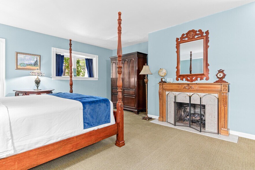 More Photos Of 305 River St, Osceola Hospitality For Sale