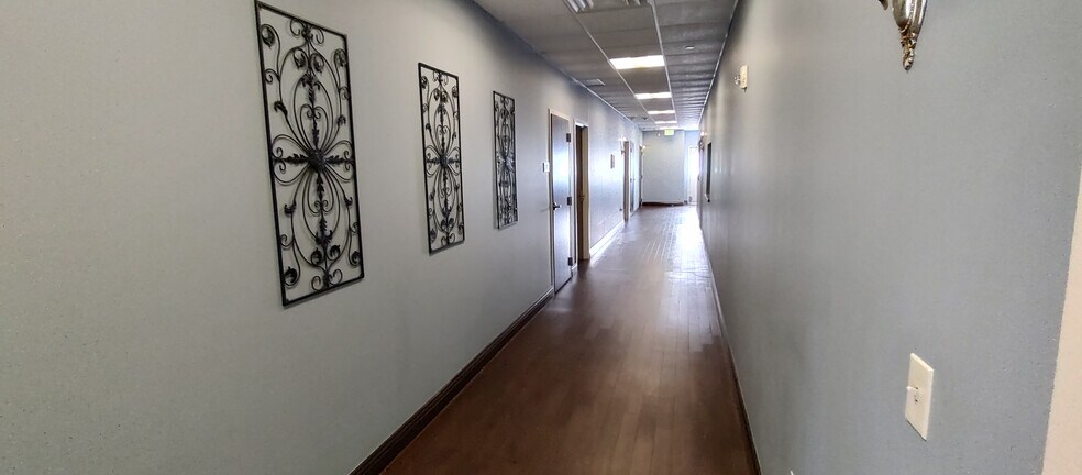 More Photos Of 4450 Union St, Johnstown Medical For Sale