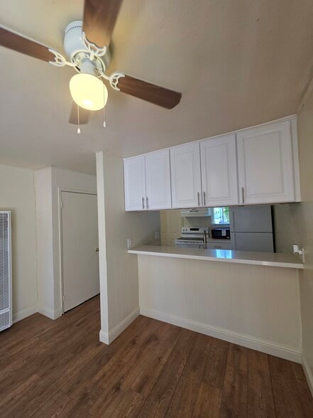 More Photos Of 541-553 Admiral Callaghan Ln, Vallejo Apartments For Sale