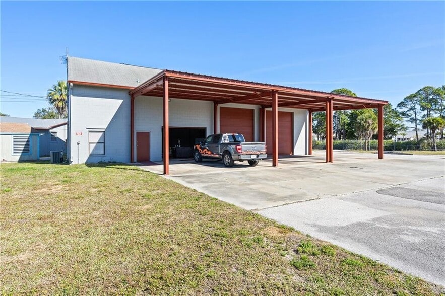 More Photos Of 100 Veterans Memorial Way, Sebastian Industrial For Sale
