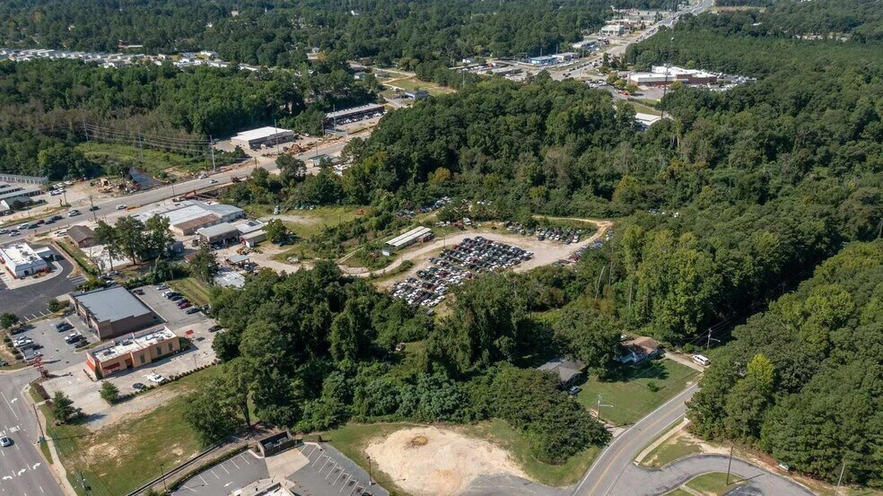 More Photos Of 6006 Raeford Rd, Fayetteville Auto Salvage Facility For Sale