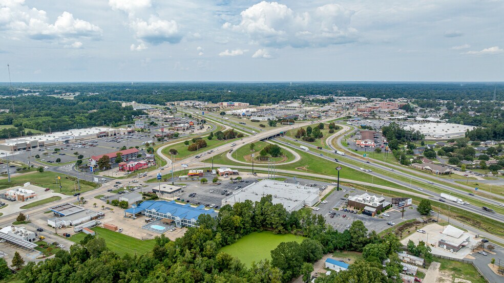 More Photos Of 401 Thomas Rd, West Monroe Medical For Lease