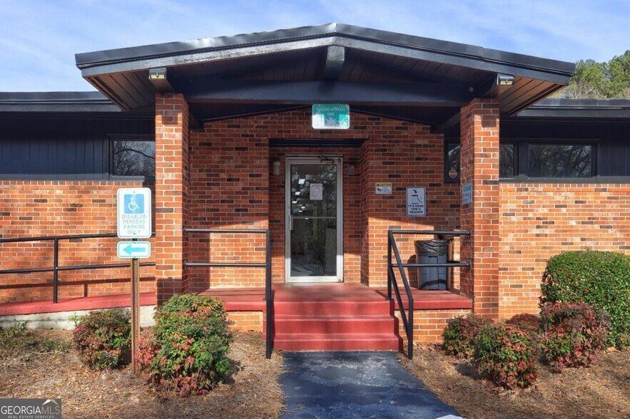 Primary Photo Of 333 Alcovy St, Monroe Office For Sale