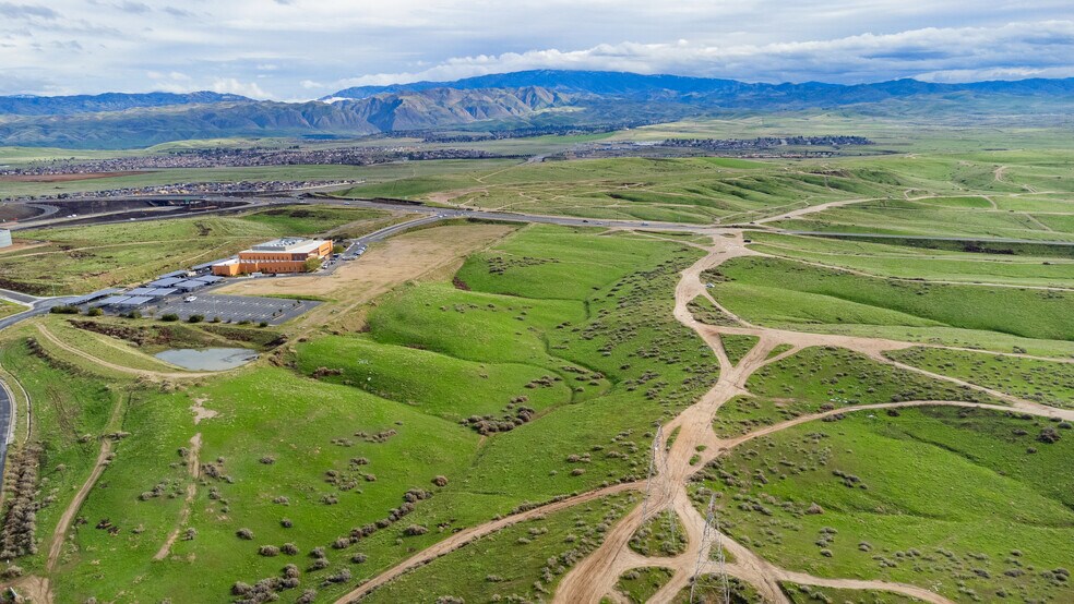 More Photos Of Morning Drive, Bakersfield Land For Sale