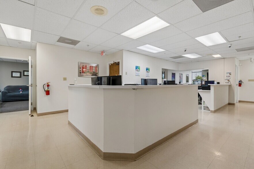 More Photos Of 4700-4708 N Habana Ave, Tampa Medical For Lease