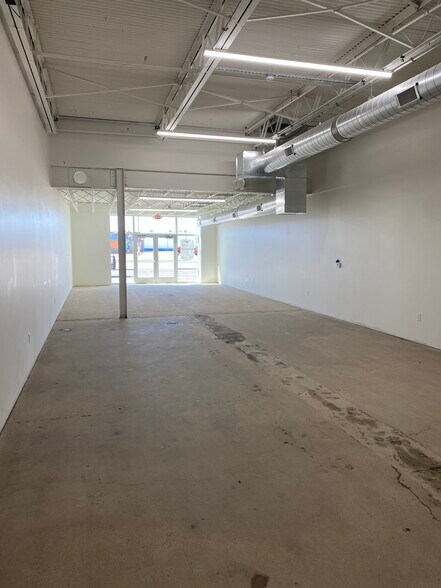 More Photos Of 10858 Harry Hines Blvd, Dallas Storefront For Lease