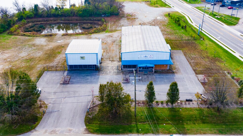 More Photos Of 9201 Blue Lick Rd, Louisville Warehouse For Sale