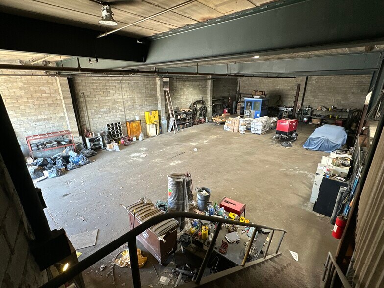 More Photos Of 46-27 54th Rd, Maspeth Industrial For Lease