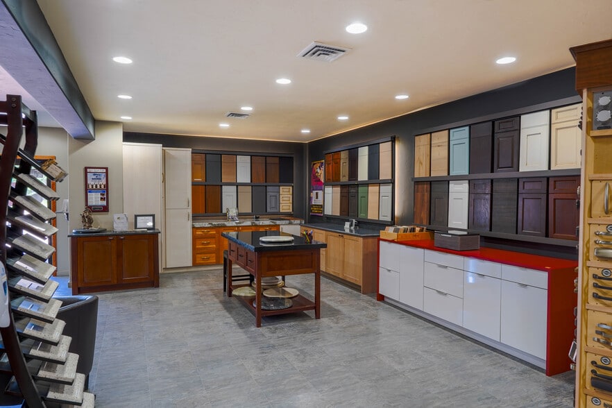 More Photos Of 105 Rocky Cliff Ln, Kalispell Industrial For Sale