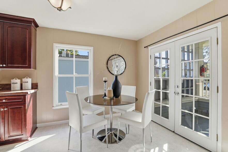More Photos Of 809--823 Cowper St, Palo Alto Apartments For Sale