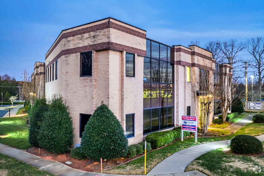 More Photos Of 19109 W Catawba Ave, Cornelius Coworking Space