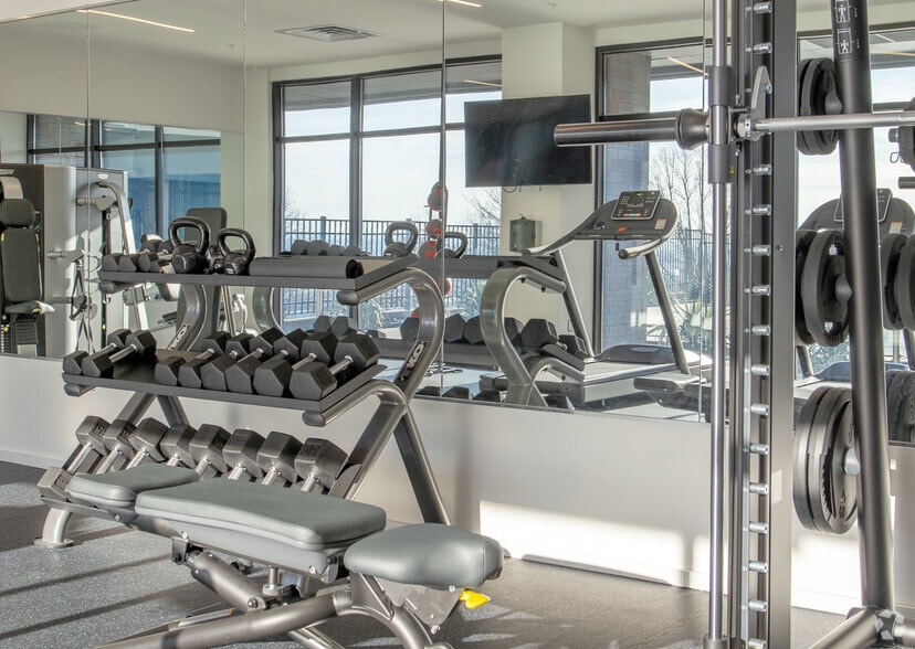 More Photos Of 520 Cliff St, Fairview Apartments For Sale