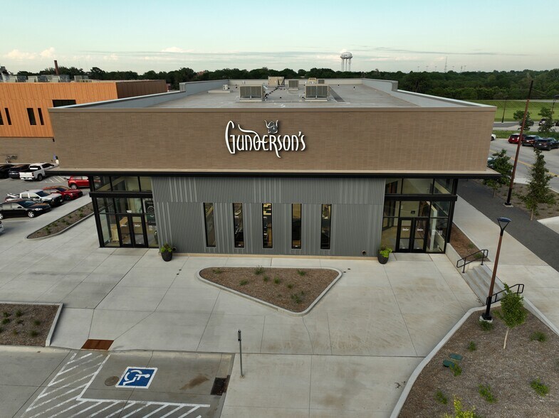 More Photos Of 102 N 145th St, Omaha General Retail For Sale