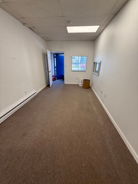 More Photos Of 130 Lenox Ave, Stamford Warehouse For Lease
