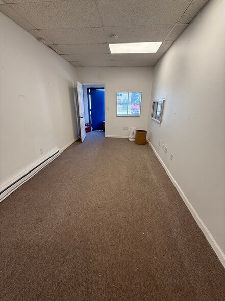 More Photos Of 130 Lenox Ave, Stamford Warehouse For Sale