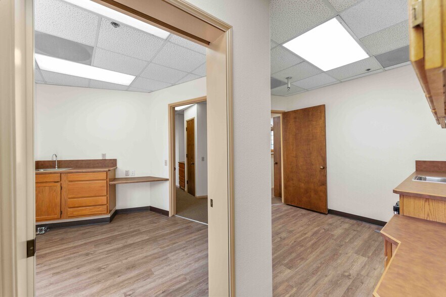 More Photos Of 504 W Pueblo St, Santa Barbara Medical For Sale