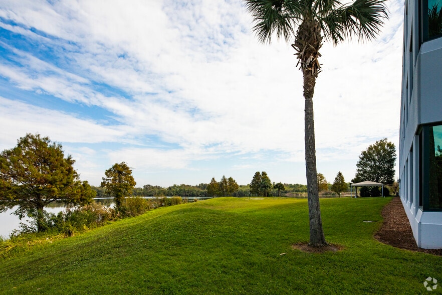 More Photos Of 9119 Corporate Lake Dr, Tampa Office For Lease