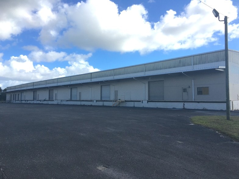 More Photos Of 3130 Reynolds Rd, Lakeland Distribution For Lease