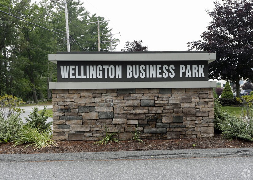 More Photos Of 15 Dartmouth Dr, Auburn Office For Lease