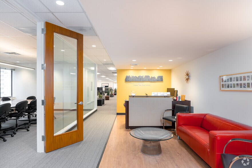 More Photos Of 2200 6th Ave, Seattle Office For Lease