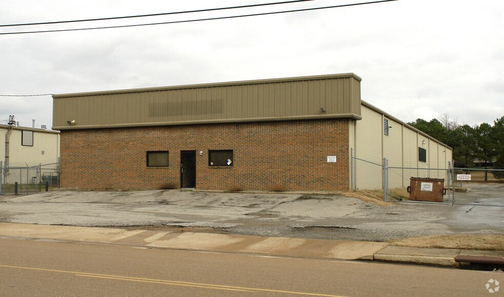 More Photos Of 4640 Damascus Rd, Memphis Warehouse For Sale