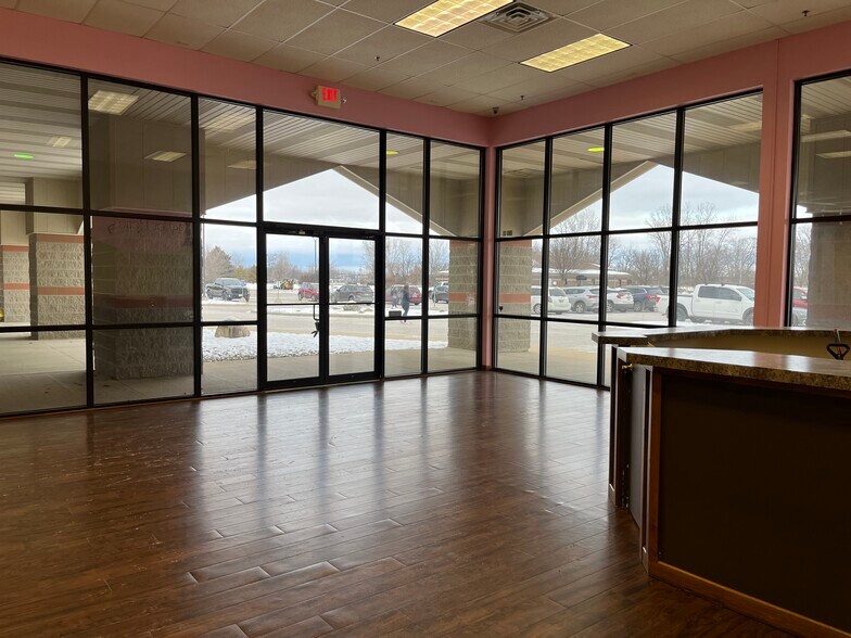 More Photos Of 655 County Road 17, Elkhart Unknown For Lease