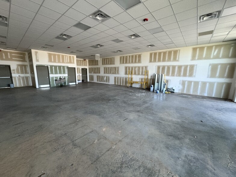 More Photos Of 5246 Murfreesboro Rd, La Vergne Freestanding For Lease