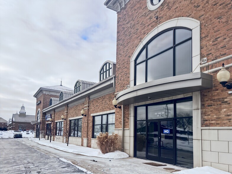 More Photos Of 41430 Grand River Ave, Novi Coworking Space