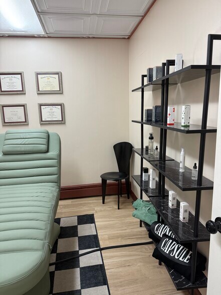 More Photos Of 708 Station Ave, Haddon Heights Medical For Lease