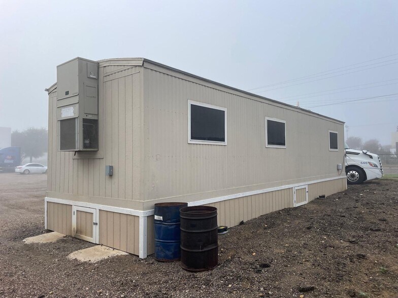 More Photos Of 11919 Sara Rd, Laredo Land For Lease