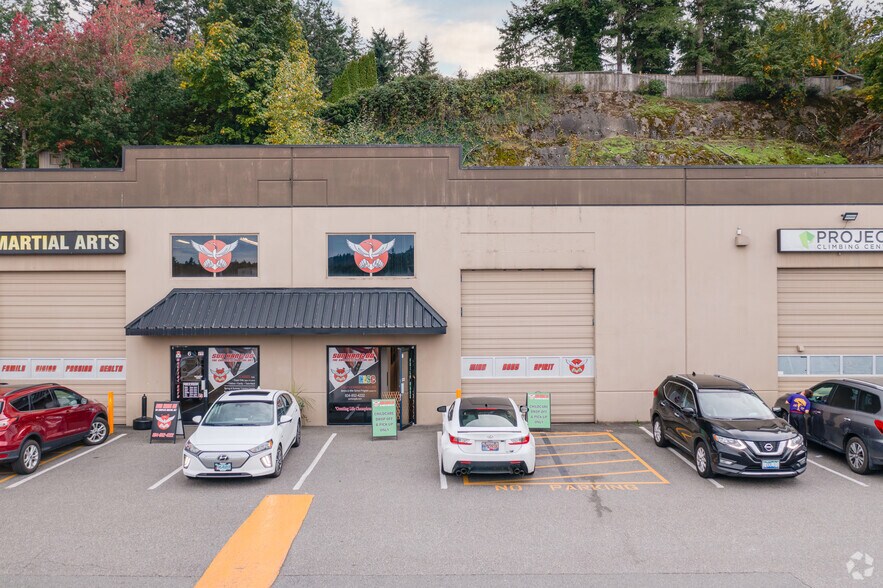 More Photos Of 34100 S Fraser Way, Abbotsford Distribution For Sale