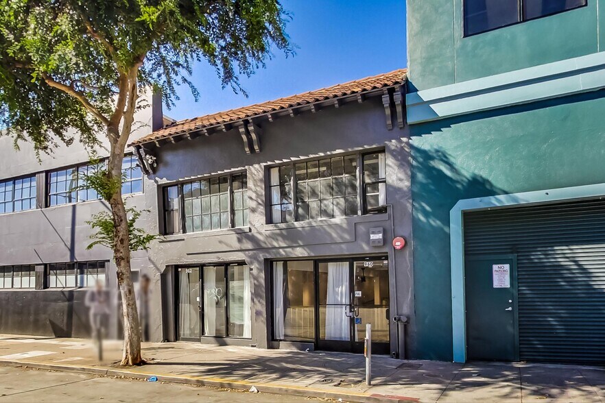 More Photos Of 960 Folsom St, San Francisco Storefront Retail Office For Lease