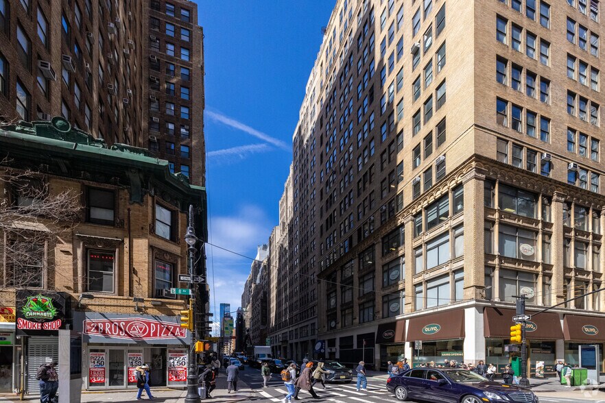 More Photos Of 307 W 38th St, New York Office For Lease