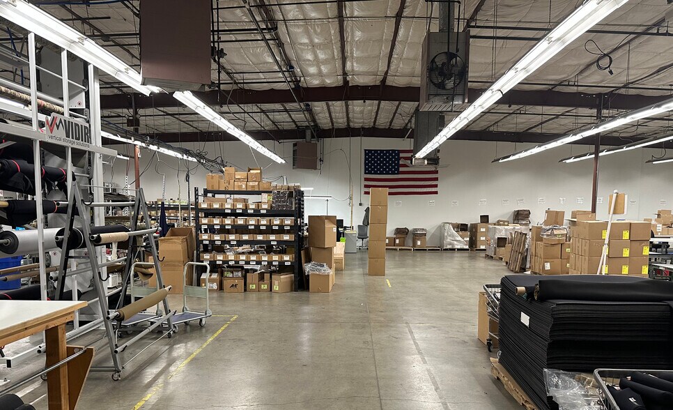 More Photos Of 2925-2929 S Cole Rd, Boise Warehouse For Lease