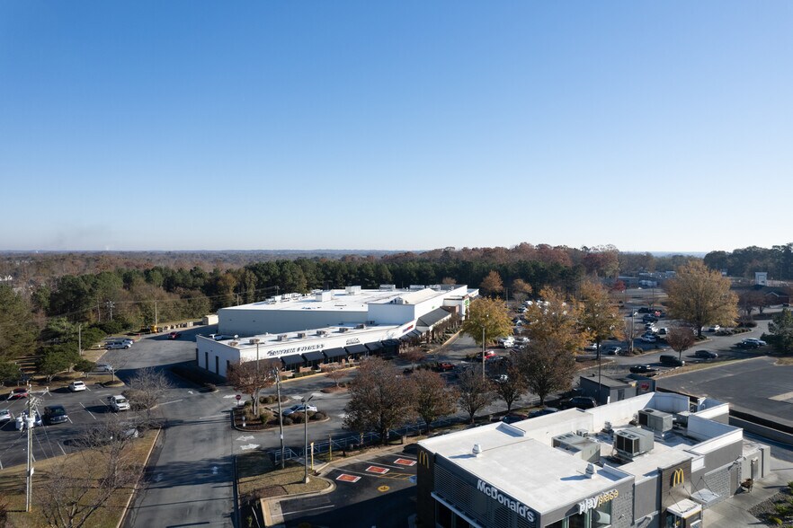 More Photos Of 2199 Main st, Duncan Land For Sale