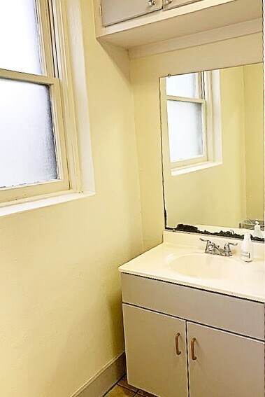 More Photos Of 703-705 N 4th St, West Monroe Religious Facility For Sale