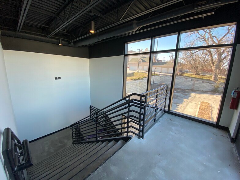 More Photos Of 2120 Ingersoll Ave, Des Moines Restaurant For Sale