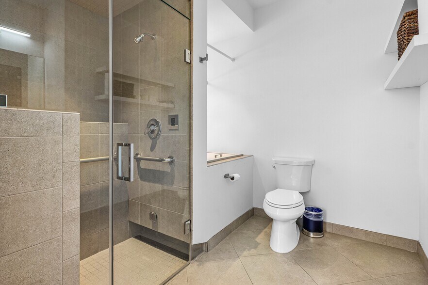 More Photos Of 226 Palm Ct, Delray Beach Medical For Sale