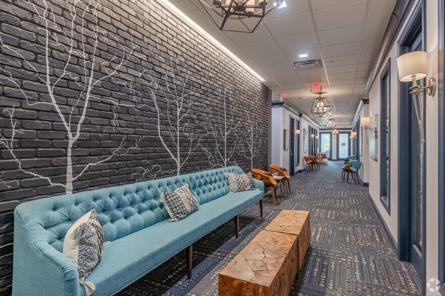 More Photos Of 4107 Mallory Ln, Franklin Medical For Sale