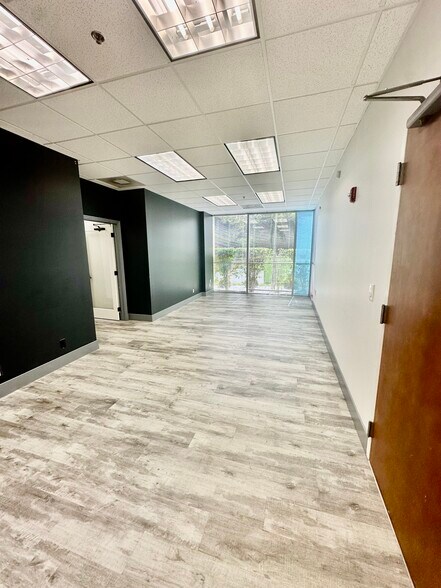 More Photos Of 1000 NW 65th St, Fort Lauderdale Office For Lease