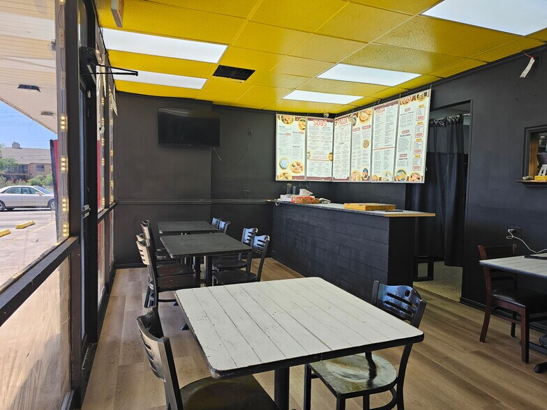 More Photos Of 7802-7806 Callaghan Rd, San Antonio Freestanding For Sale