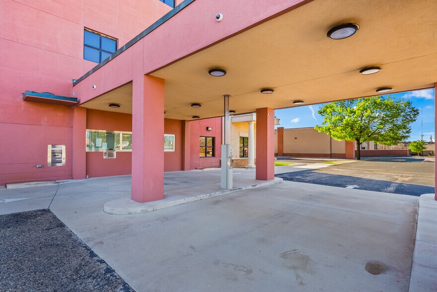More Photos Of 7202 Slide Rd, Lubbock Medical For Lease