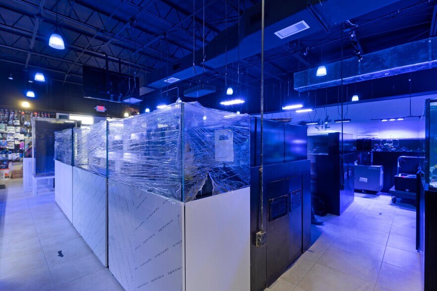 More Photos Of 6891 SW 40th St, Miami Storefront Retail Office For Sale