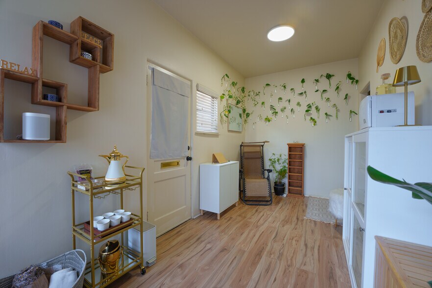 More Photos Of 158 Central Ave, Salinas Office Residential For Sale