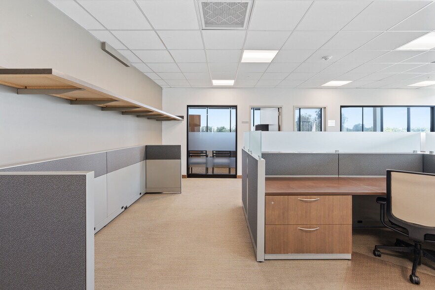 More Photos Of 1403-1405 W 2200 S, Salt Lake City Office For Lease