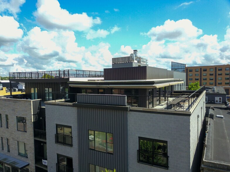 More Photos Of 217 W 6th St, Bloomington Apartments For Sale