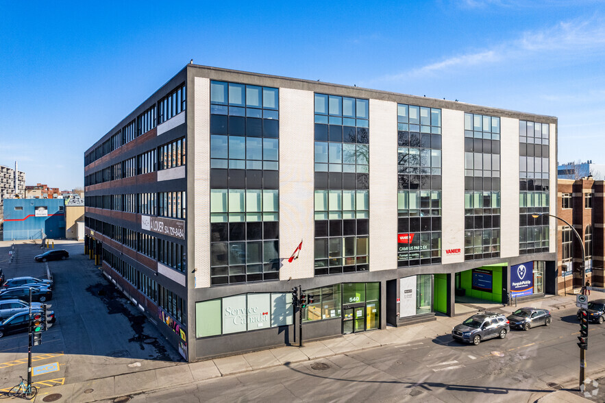 Primary Photo Of 540-560 Av Beaumont, Montréal Office For Lease