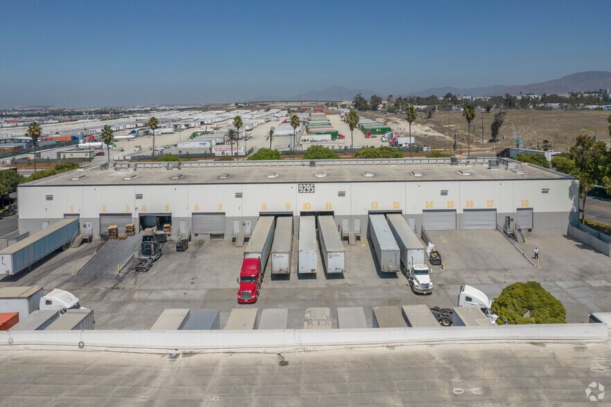 More Photos Of 9375 Customhouse Plz, San Diego Unknown For Lease